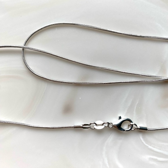 Stunning Sterling silver 925 Chain - Picture 2 of 4